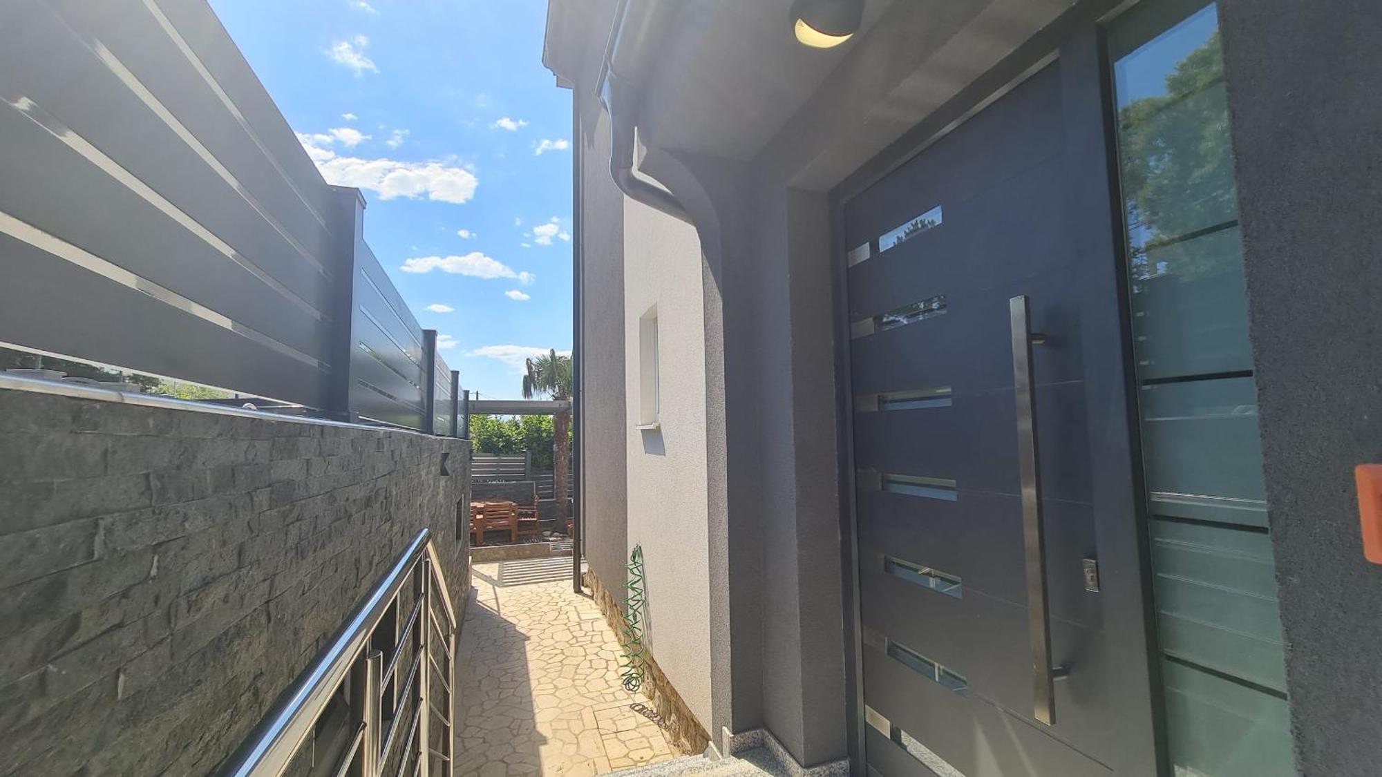 Apartments Blazevic, Heated Pool&Jacuzzi Dramalj Extérieur photo