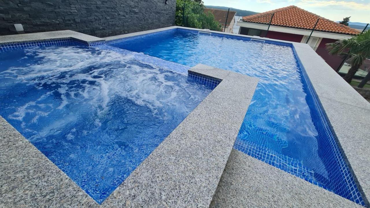 Apartments Blazevic, Heated Pool&Jacuzzi Dramalj Extérieur photo