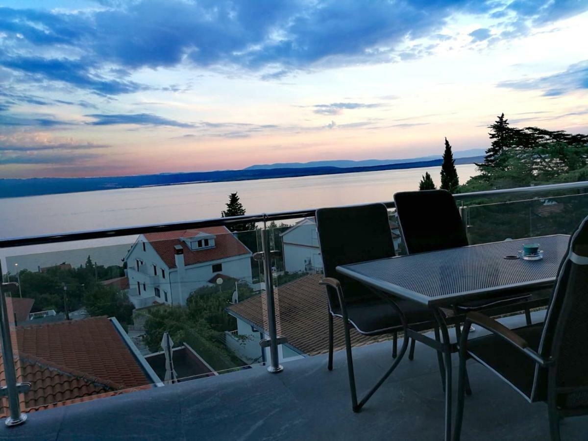 Apartments Blazevic, Heated Pool&Jacuzzi Dramalj Extérieur photo
