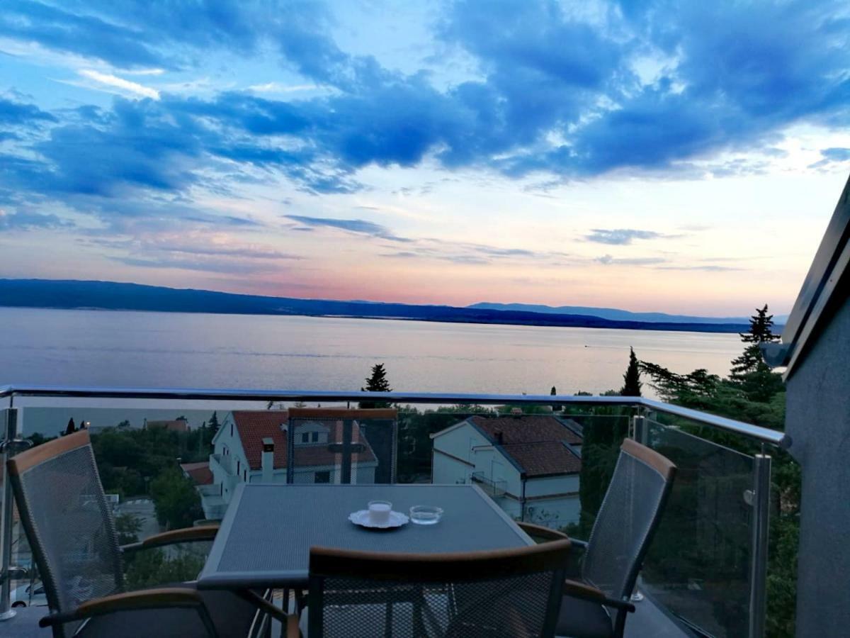 Apartments Blazevic, Heated Pool&Jacuzzi Dramalj Extérieur photo